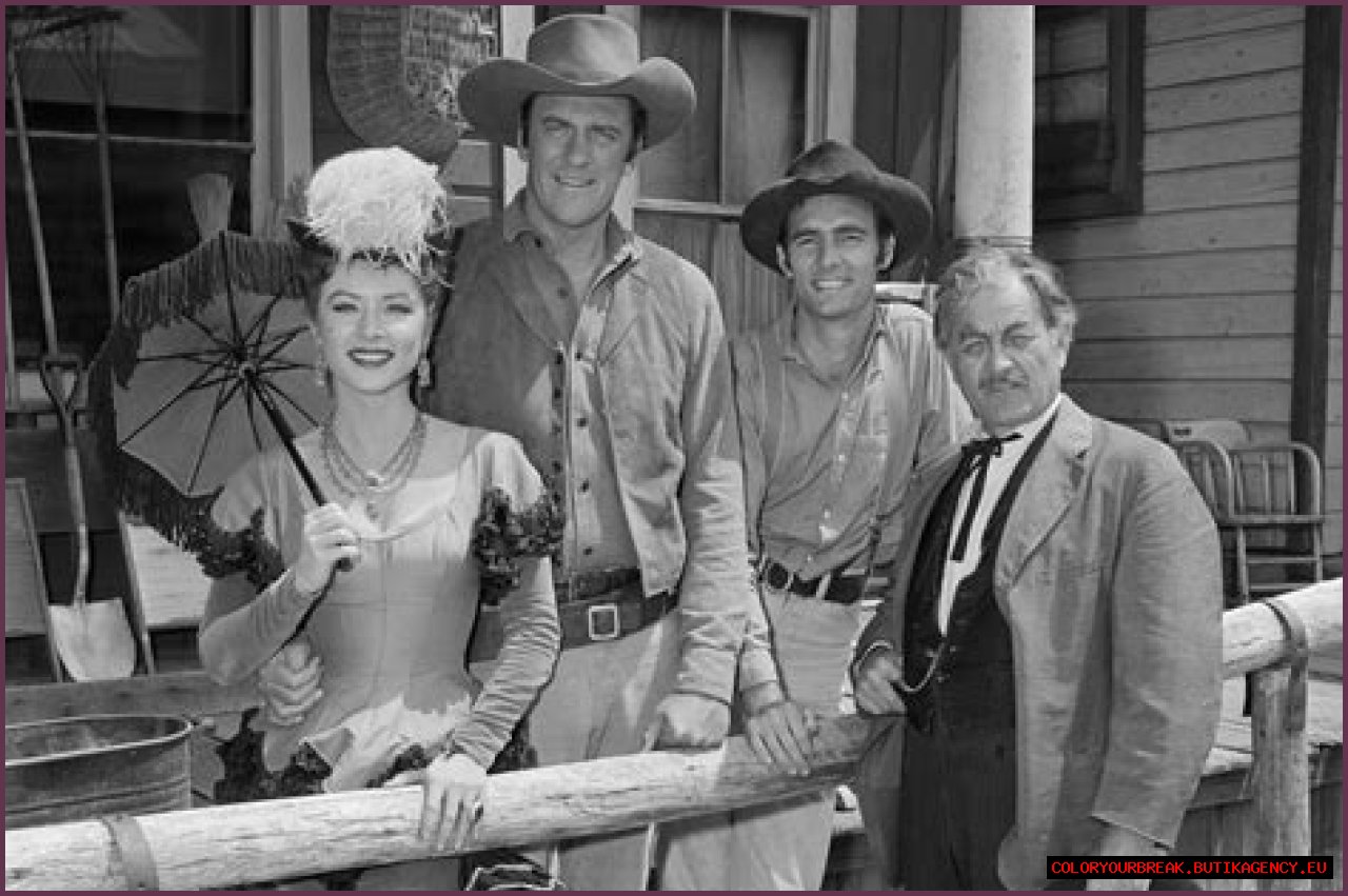 Did James Arness and Dennis Weaver get along?